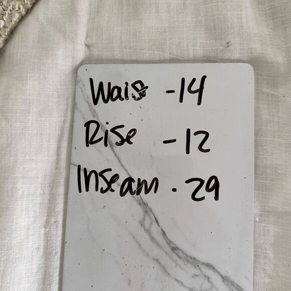 Urban Outfitters Women’s Medium Purple Patterned Pants - Picture 6 of 6